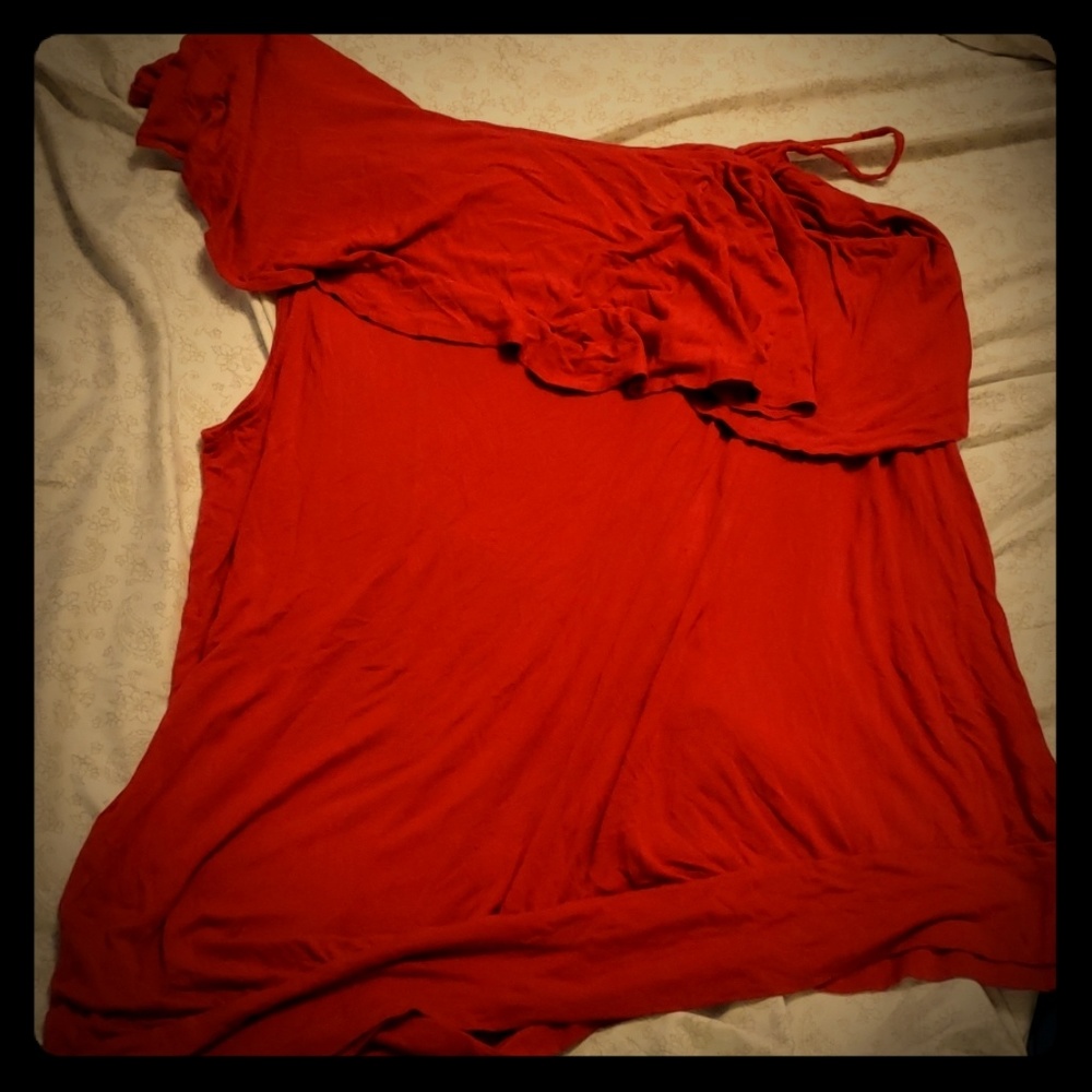 One sleeve off shoulder top